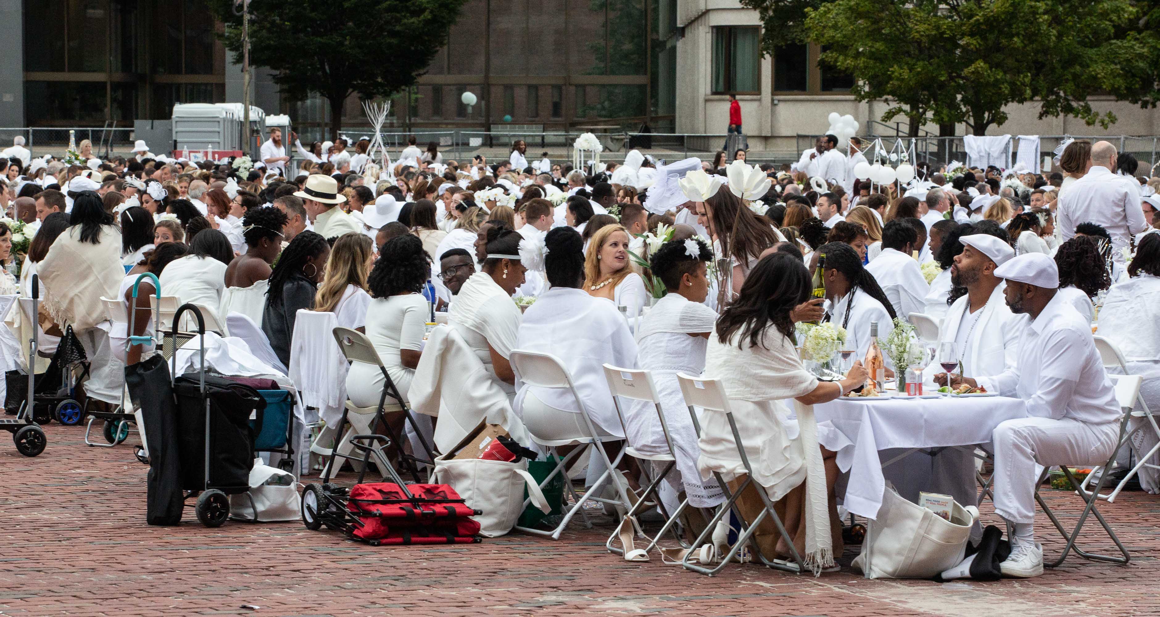 (Shhhh!) This year’s exclusive and secret Le Diner en Blanc was held on