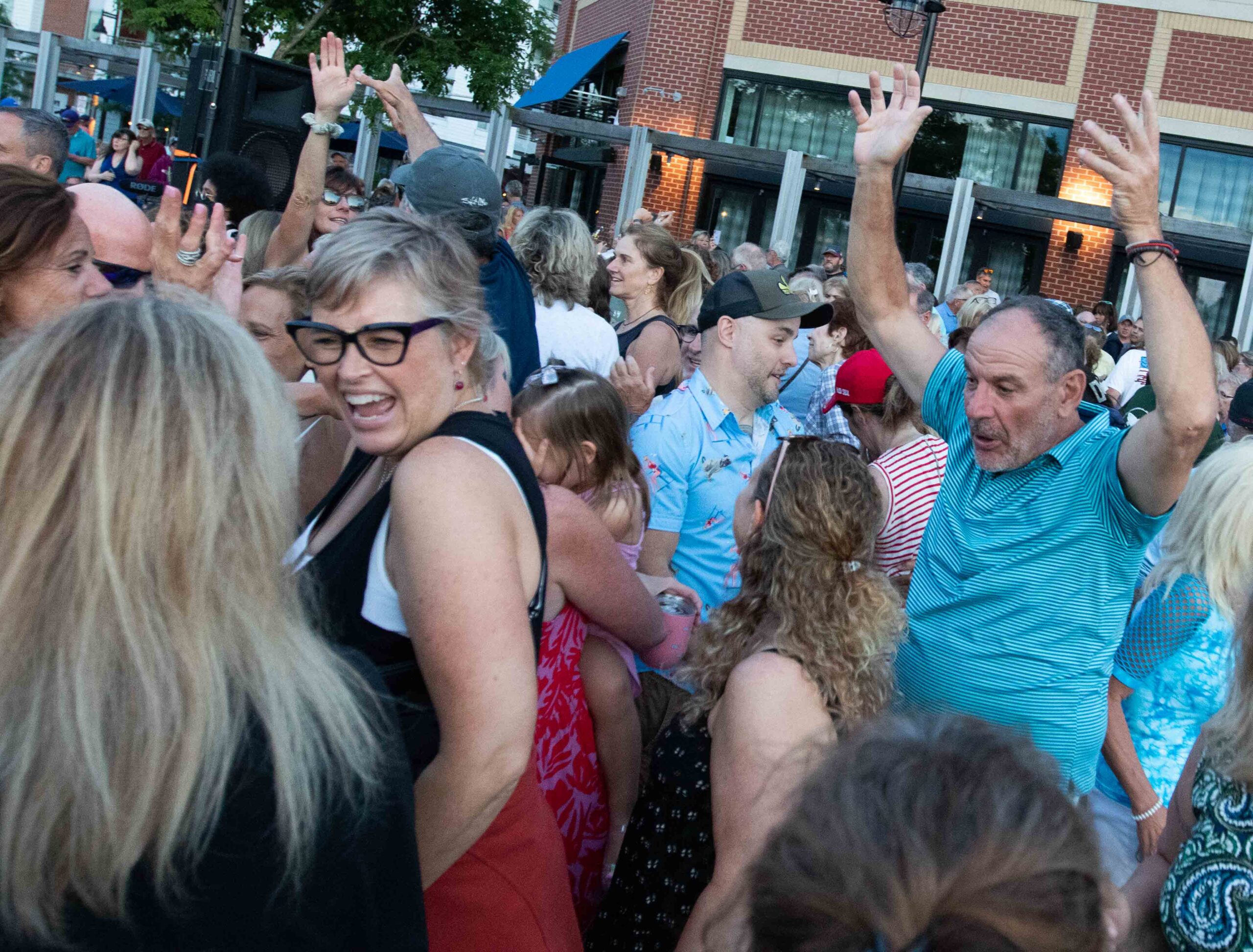 Big turnout for Hingham Summer concert Bill Brett